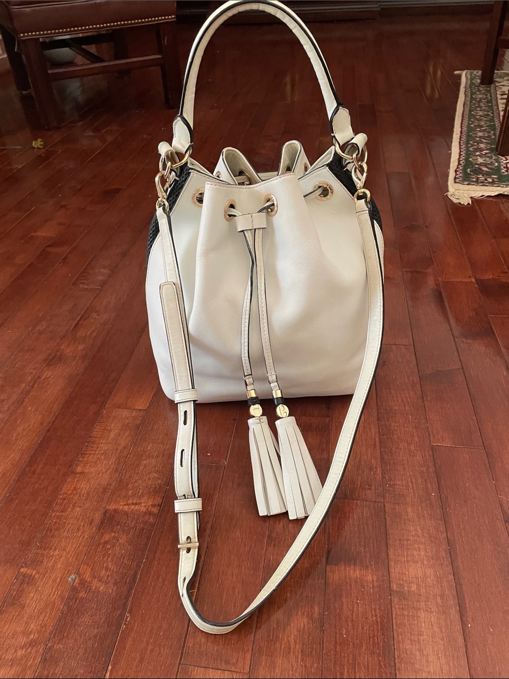 Henry Bendel White Leather Drawstring Bucket Bag with Tassel Accent - Picture 6 of 6